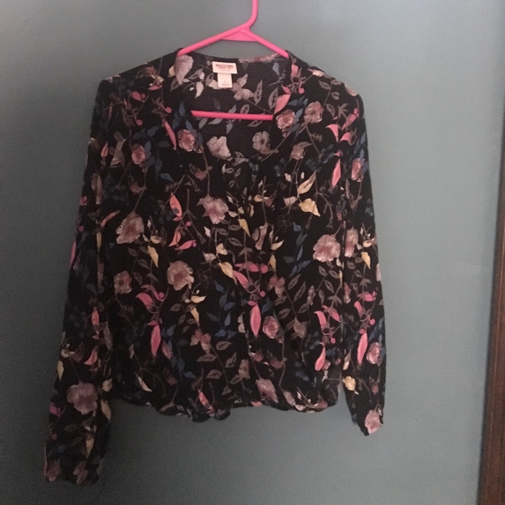 Floral tie front blouse